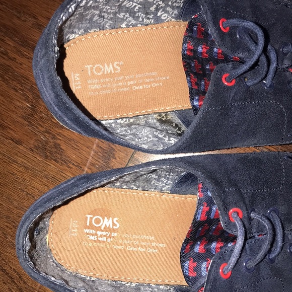 Toms Vote Republican Oxford Elephant men’s shoes in size 11 main image 5